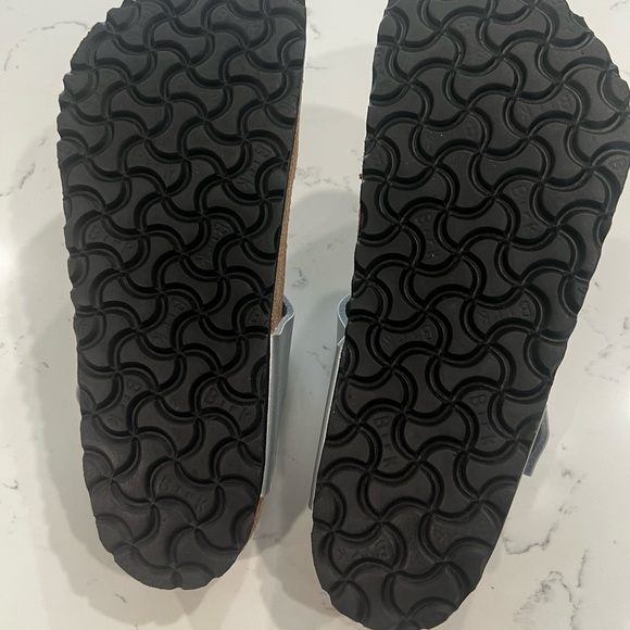 Birkenstock Gizeh Silver Birko-Flor Sandal - Picture 3 of 3